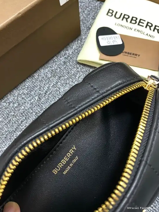Official First Bag Ru MINI Camera Lola Bag BURBERRY 0602